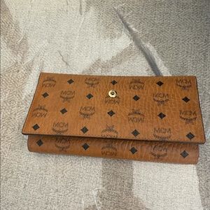 MCM Long Wallet